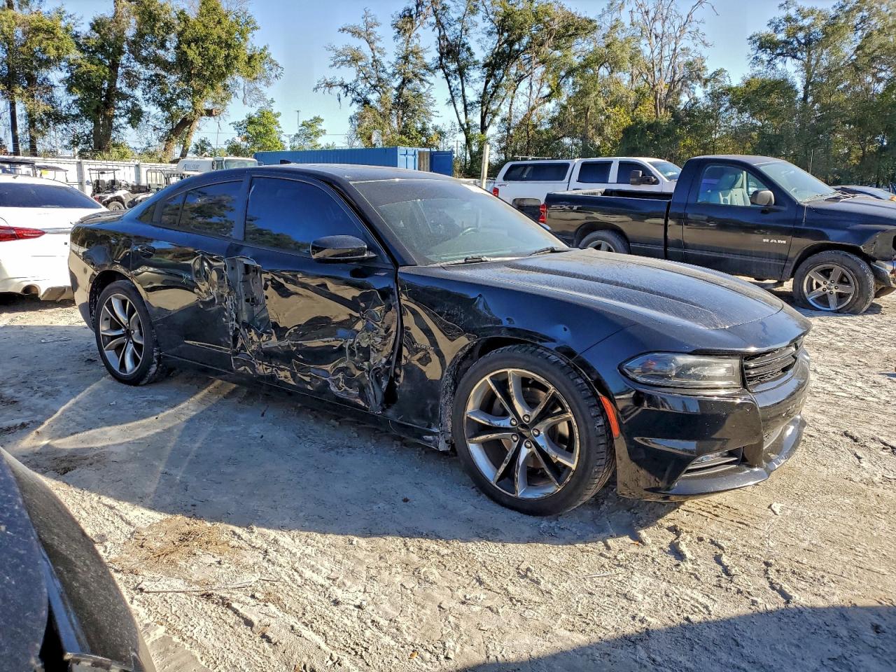 2016 DODGE CHARGER R/T photo 4
