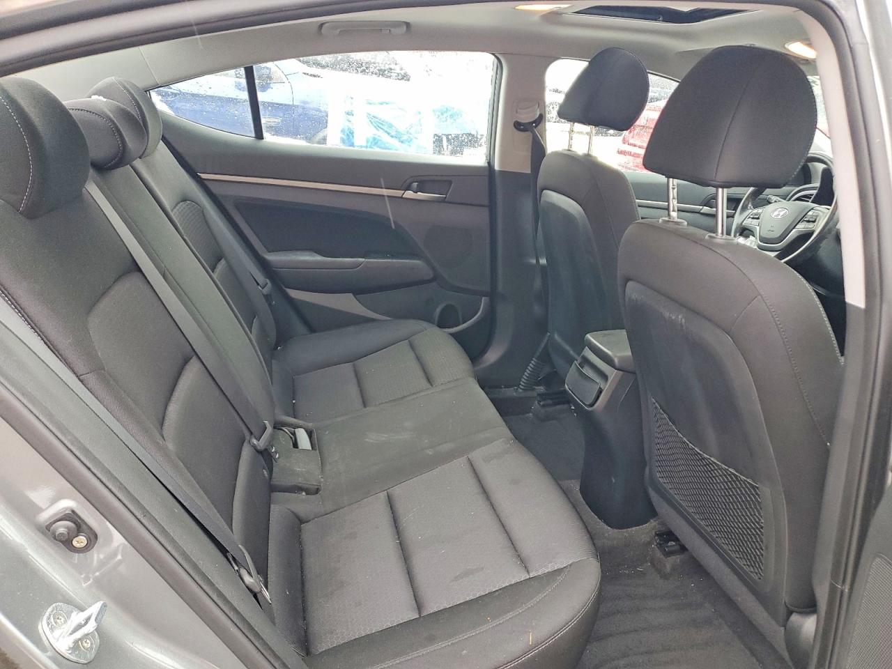 2018 HYUNDAI ELANTRA SEL photo 10