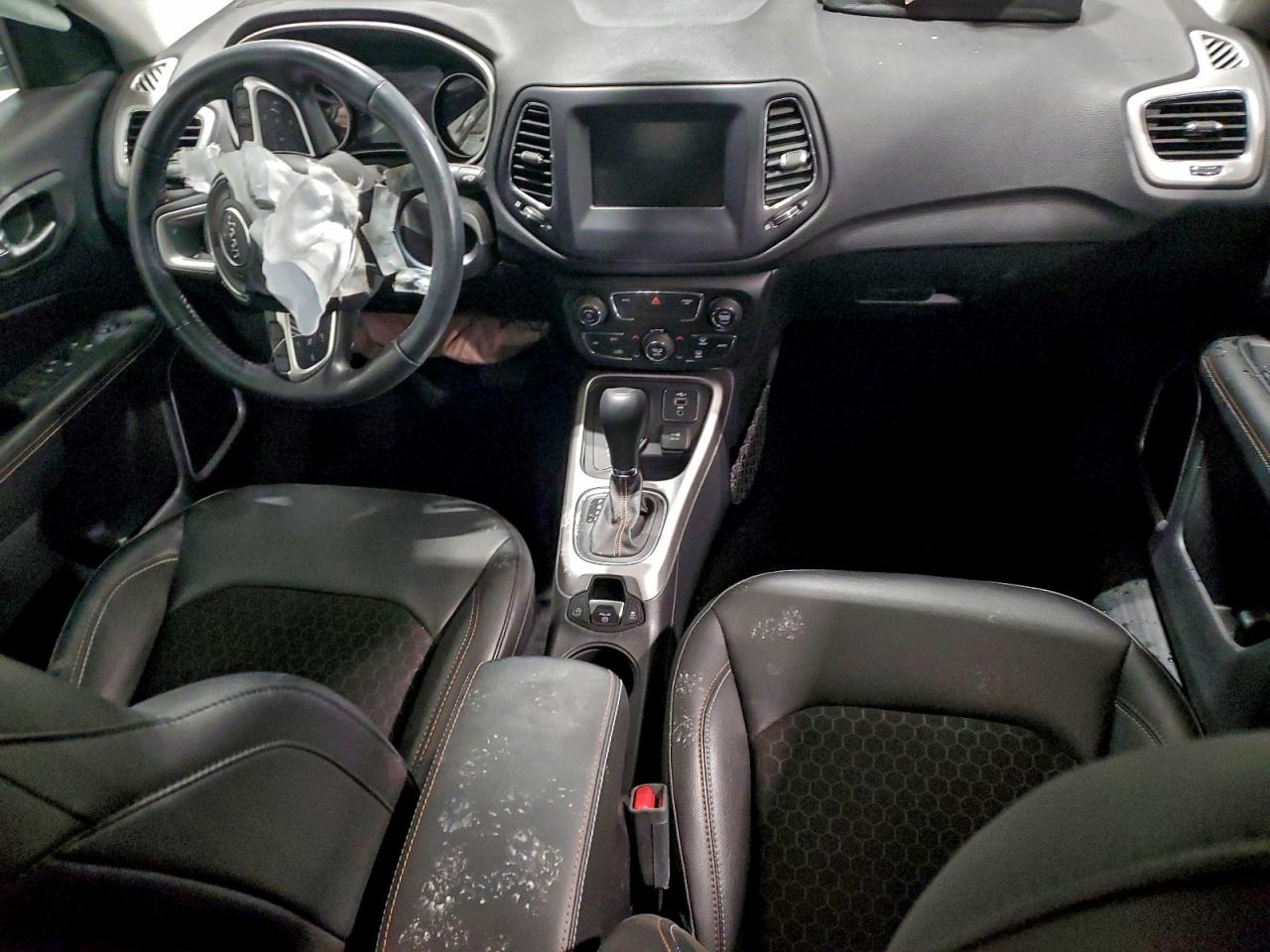 2021 JEEP COMPASS LATITUDE photo 8