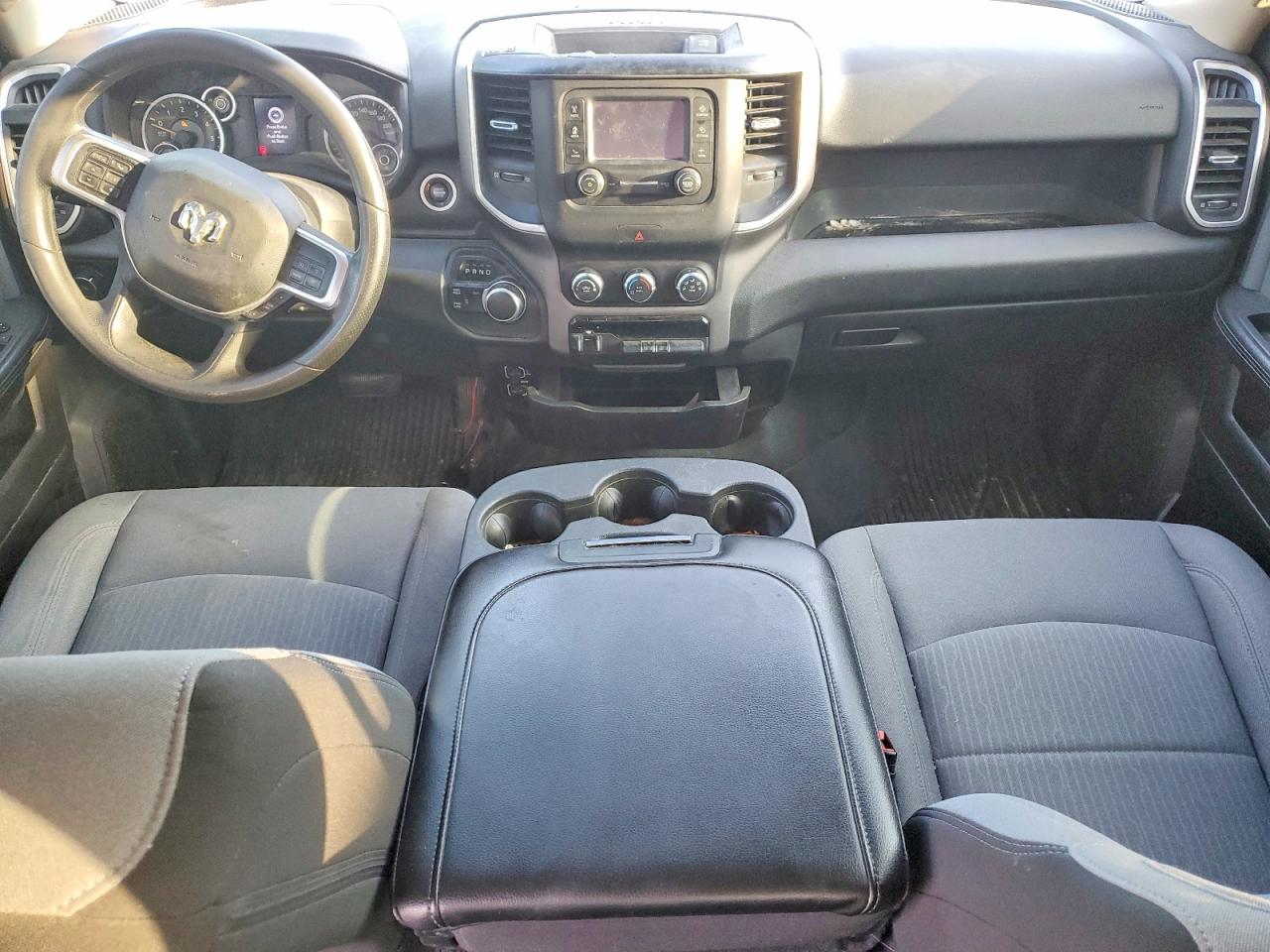 2019 RAM 3500 BIG HORN photo 22