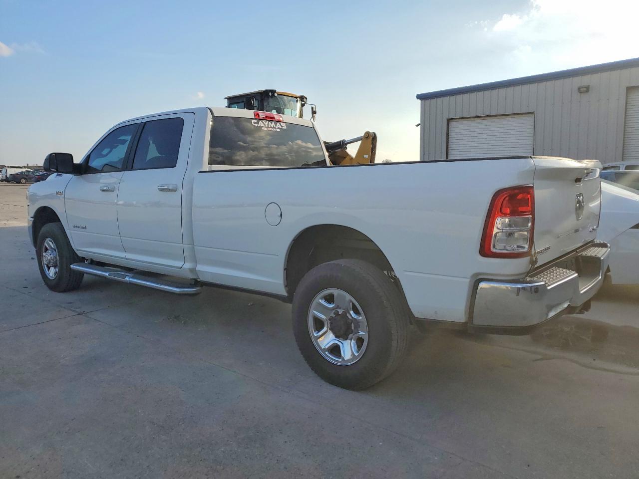 2019 RAM 3500 BIG HORN photo 4