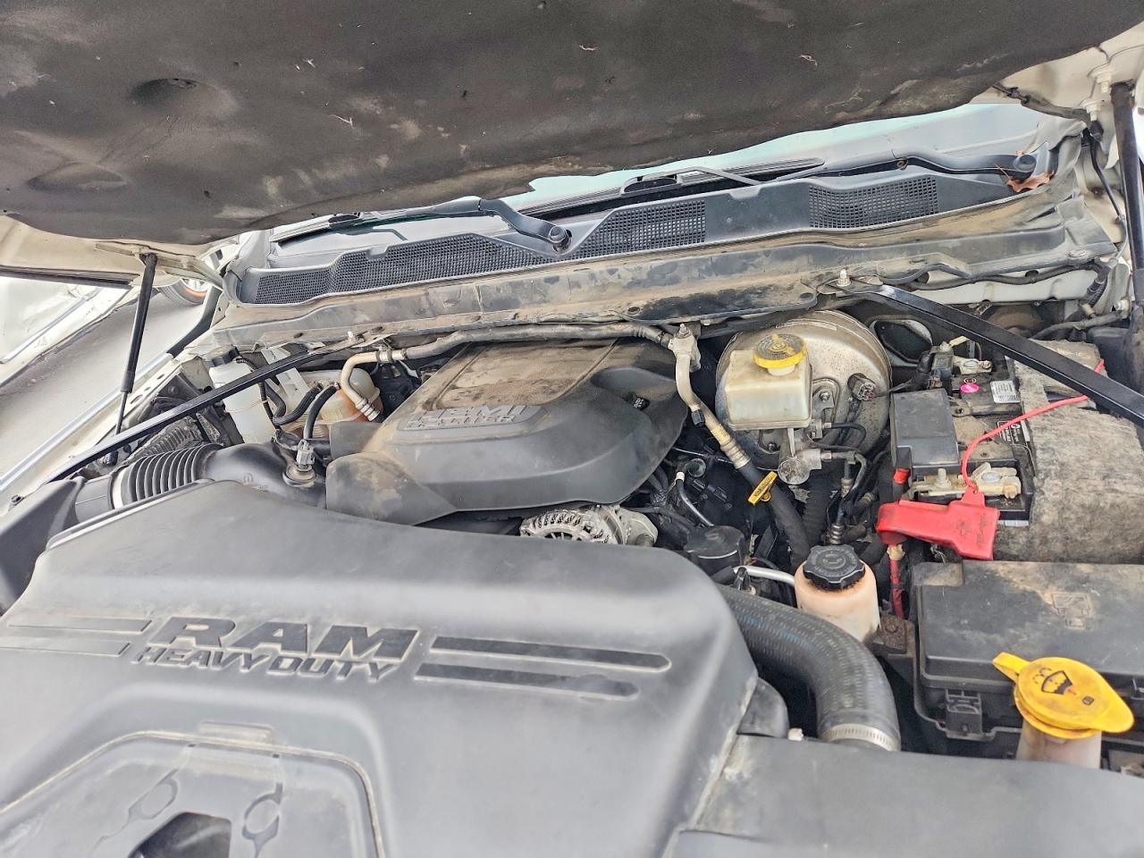 2019 RAM 3500 BIG HORN photo 31