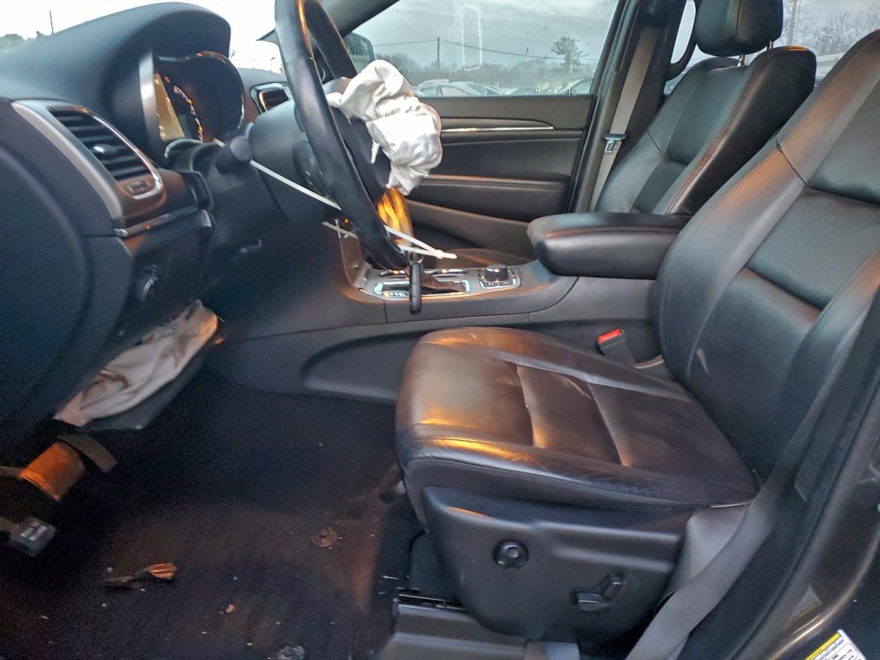 2020 JEEP GRAND CHEROKEE LIMITED photo 7