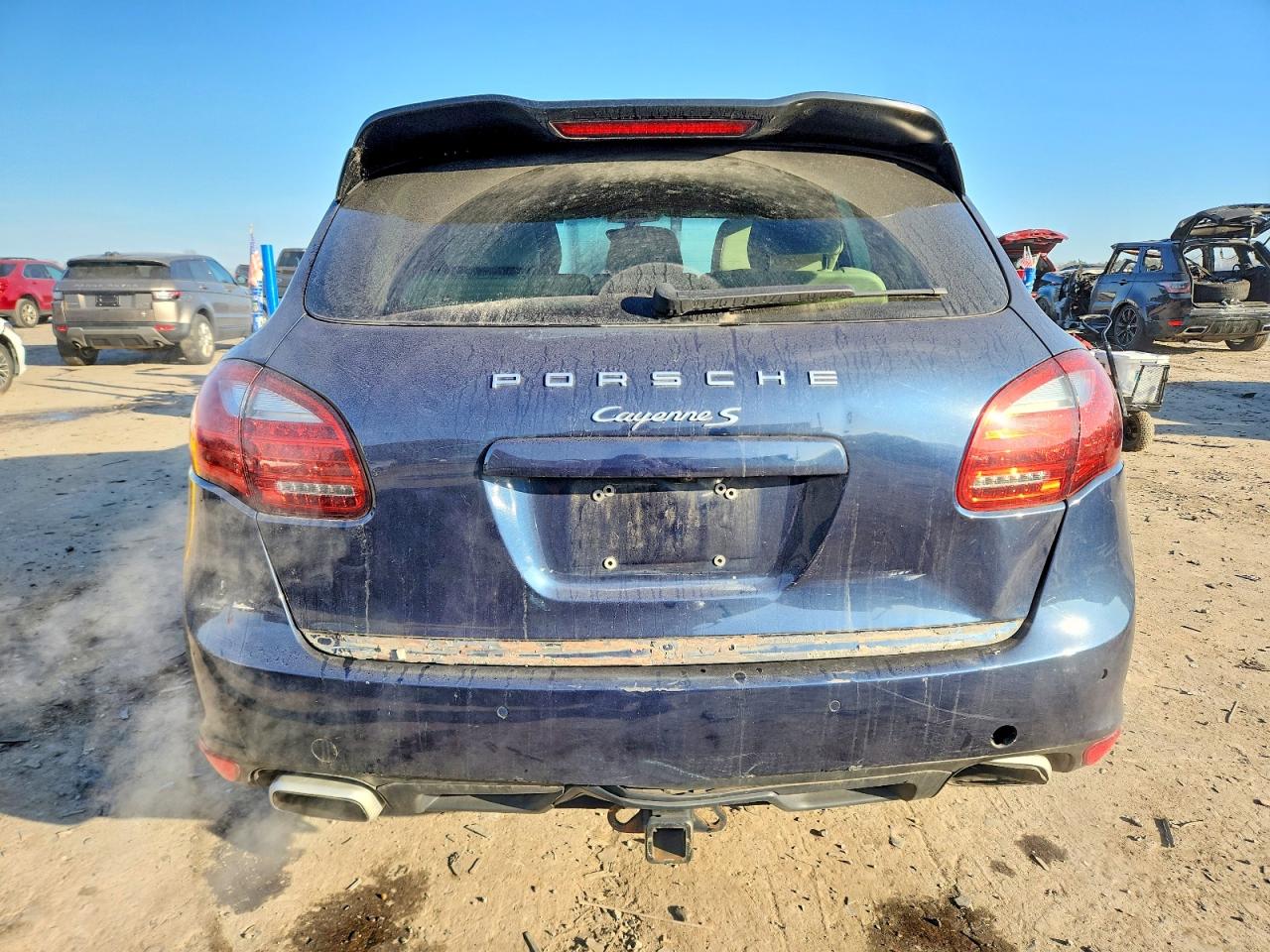 2012 PORSCHE CAYENNE S photo 6