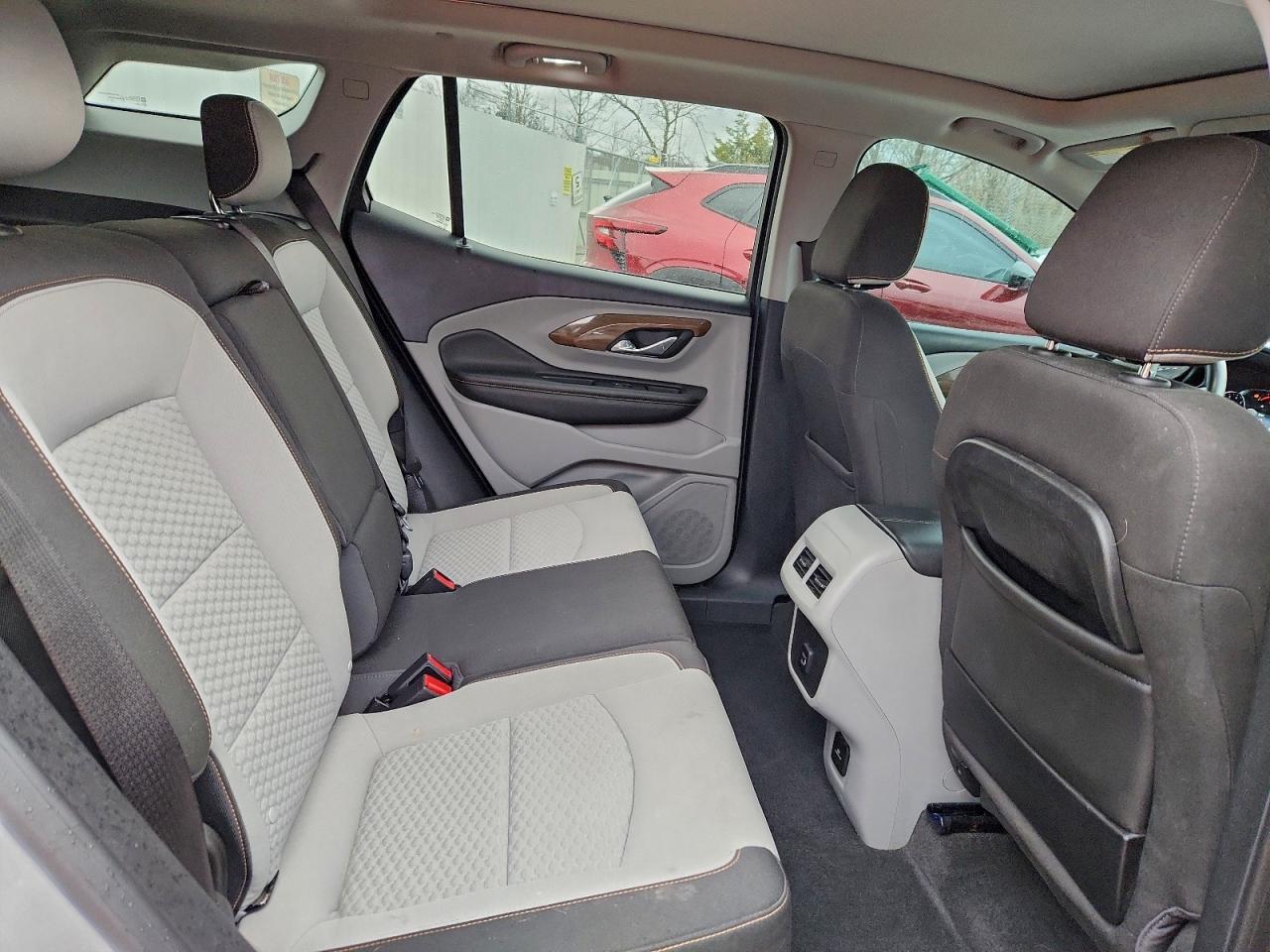 2018 GMC TERRAIN SLE photo 11