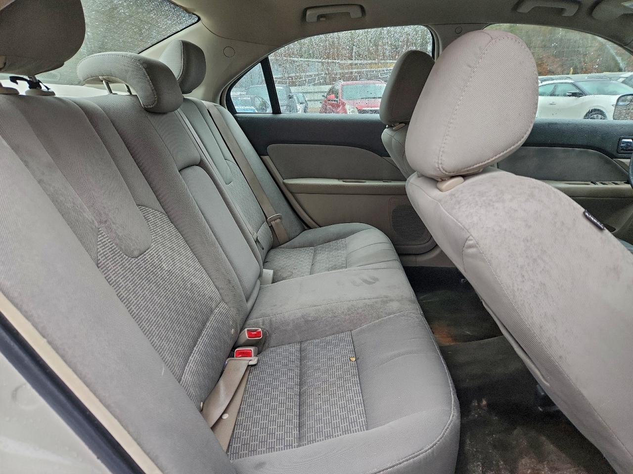 2011 FORD FUSION SE photo 10