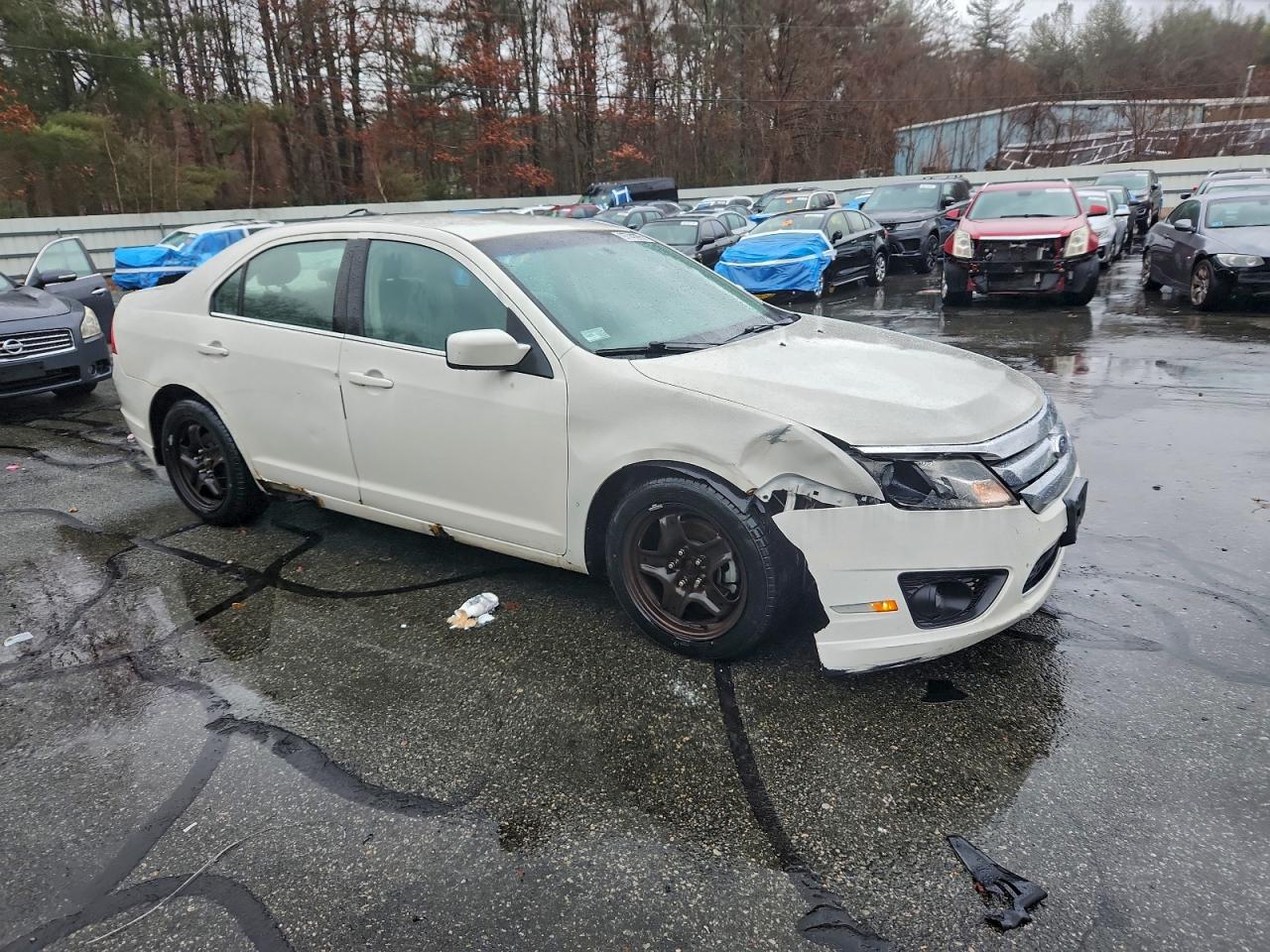 2011 FORD FUSION SE photo 4