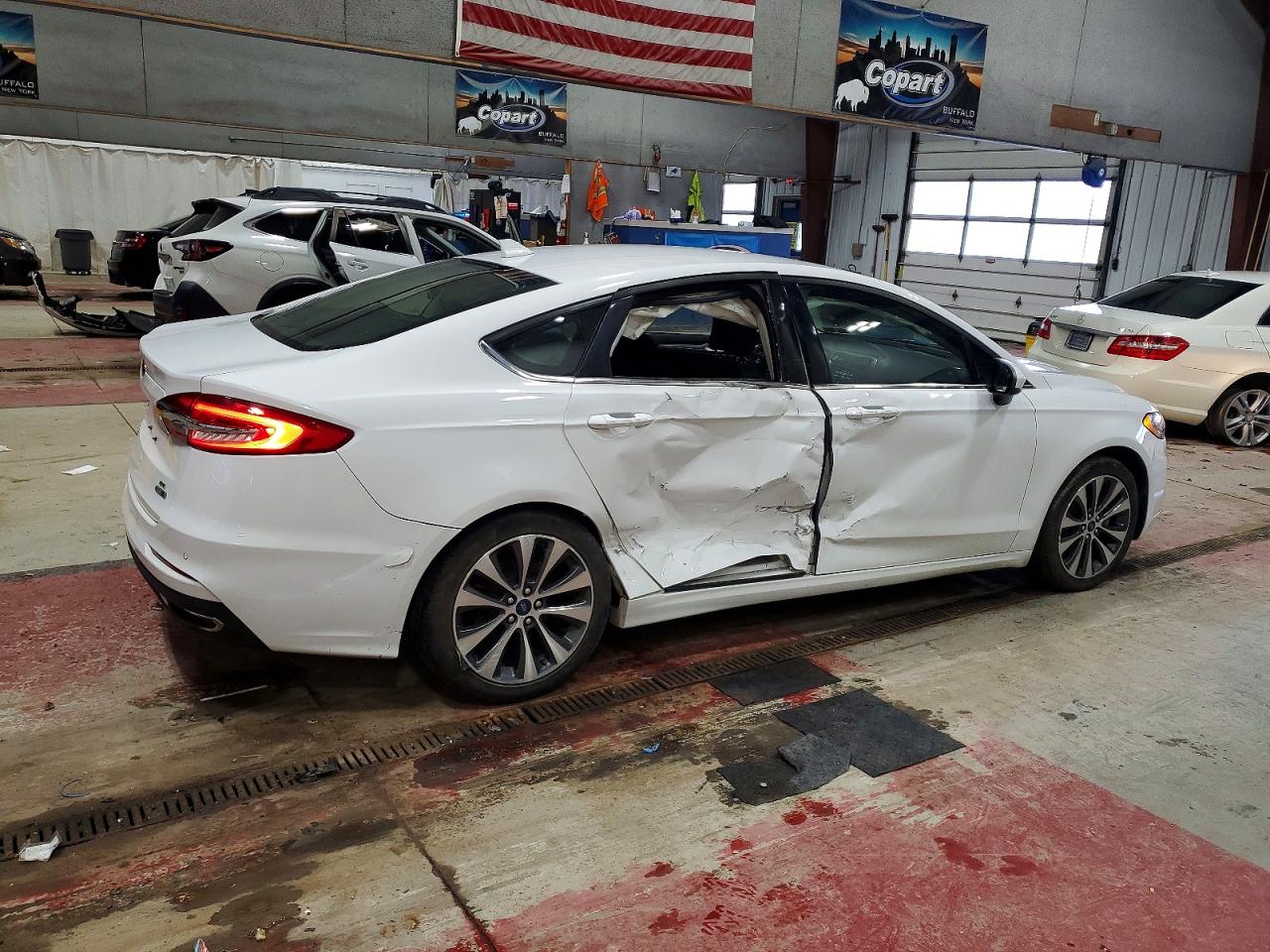 2019 FORD FUSION SE photo 3