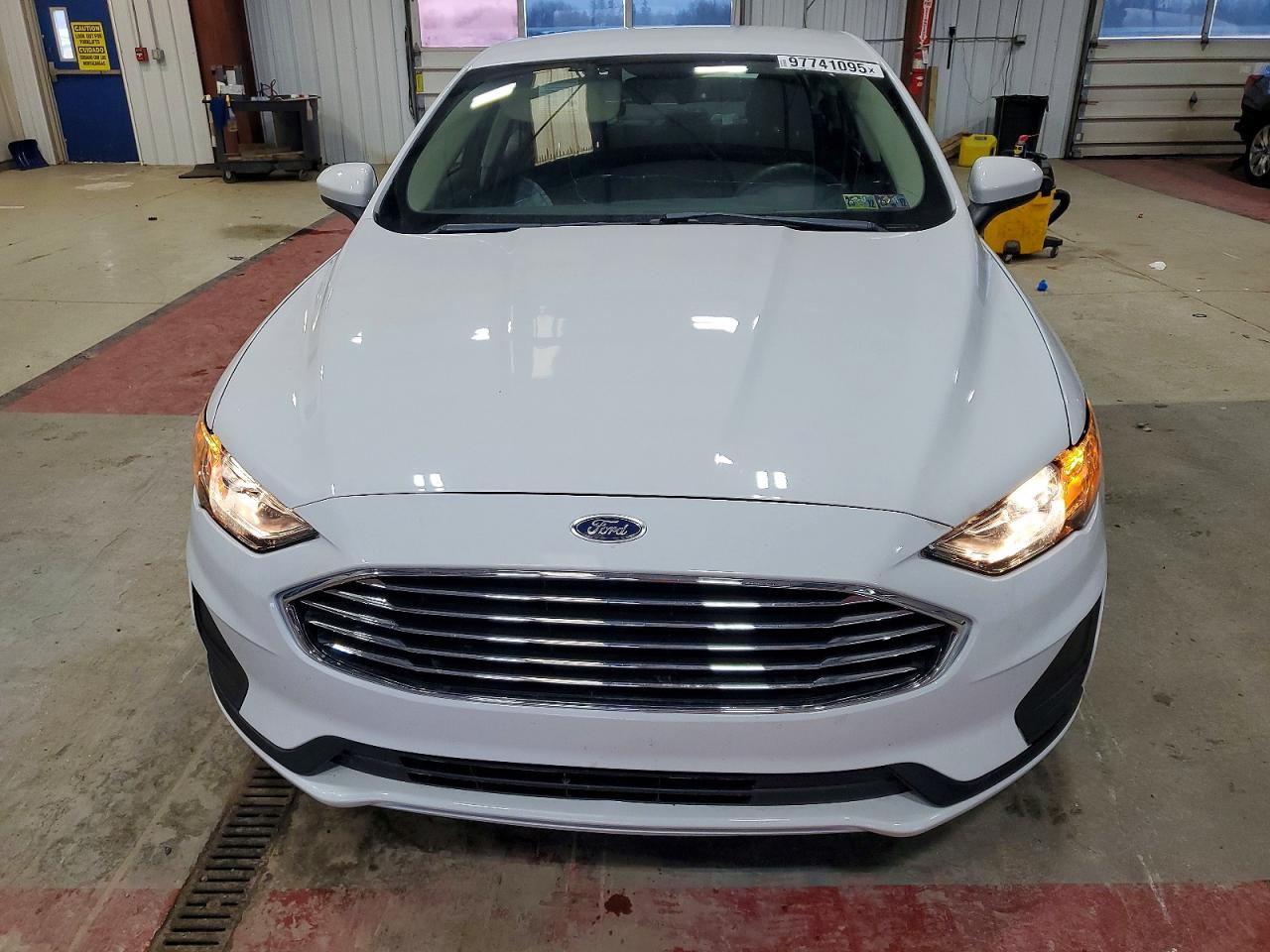 2019 FORD FUSION SE photo 5