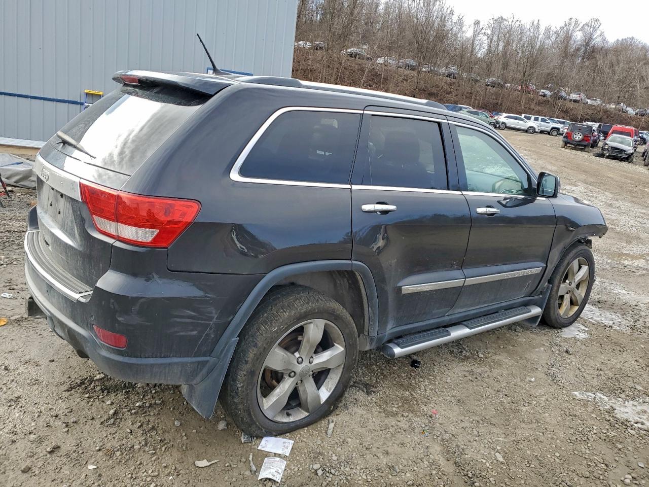 2012 JEEP GRAND CHEROKEE LIMITED photo 3