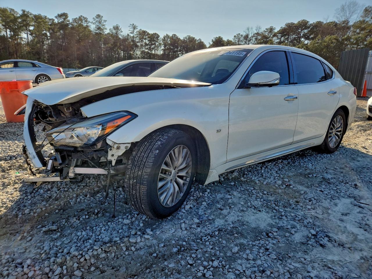 2016 INFINITI Q70L