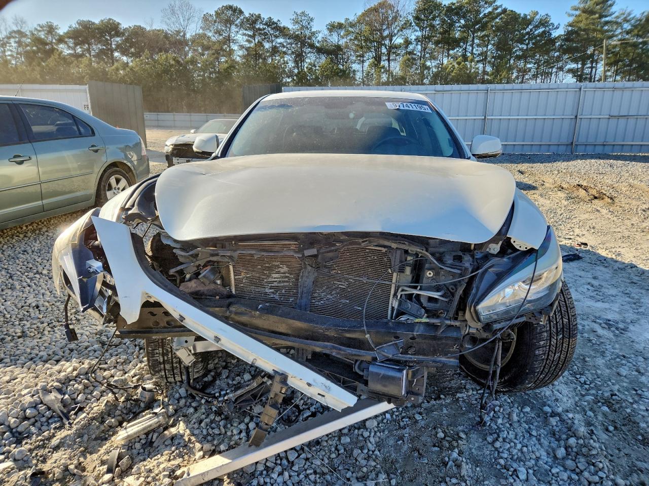 2016 INFINITI Q70L 3.7 photo 5