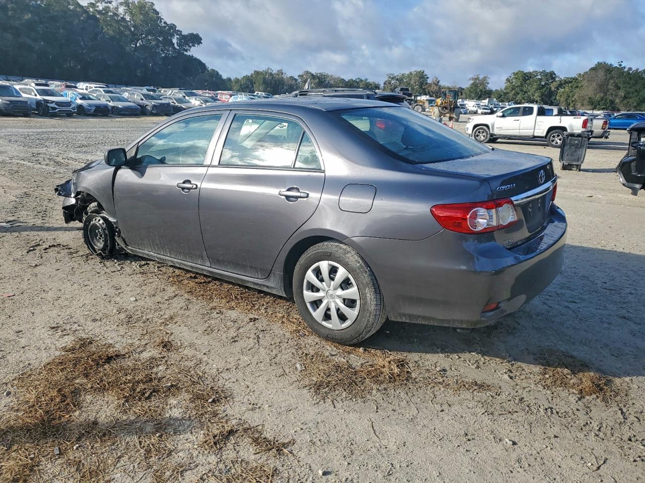 2013 TOYOTA COROLLA BASE photo 2