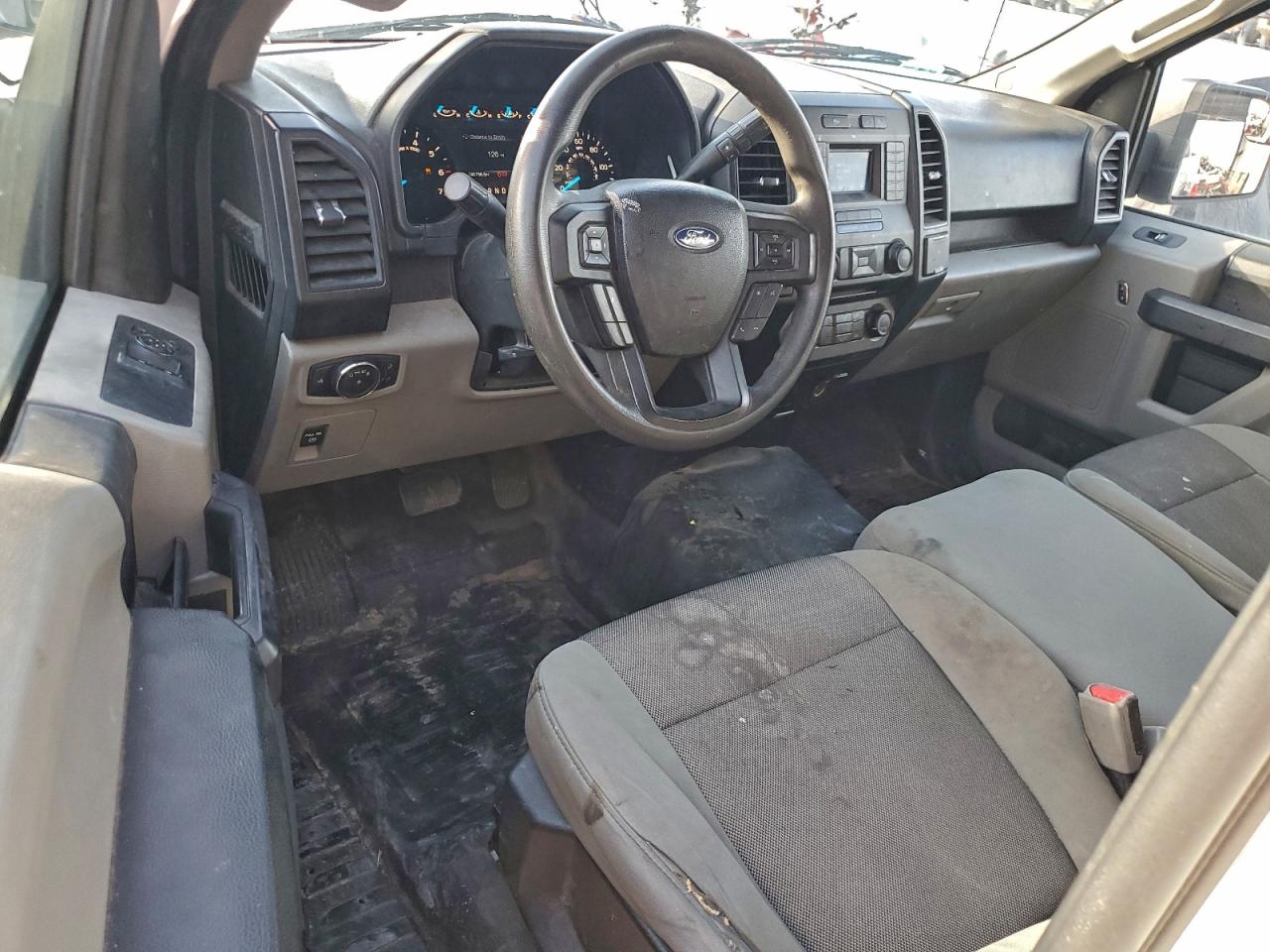 2017 FORD F150 photo 8