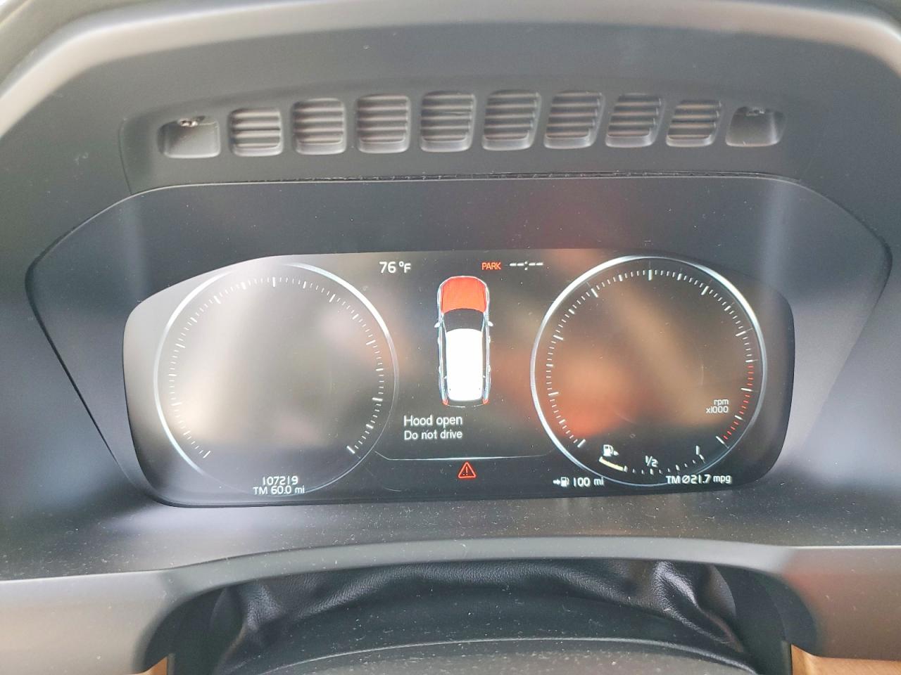 2018 VOLVO XC90 T6 photo 9