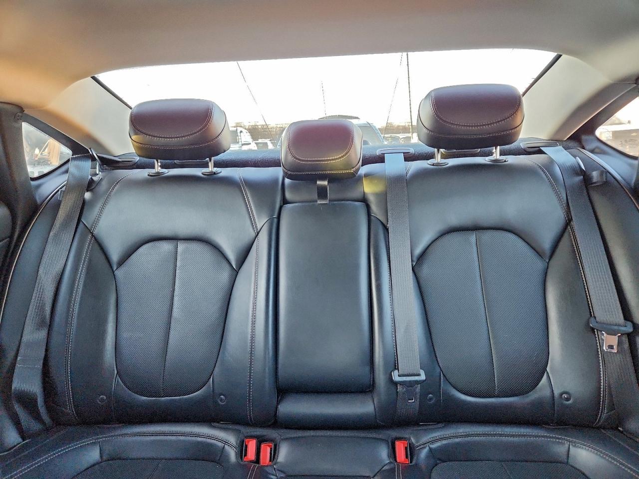 2015 CHRYSLER 200 C photo 10