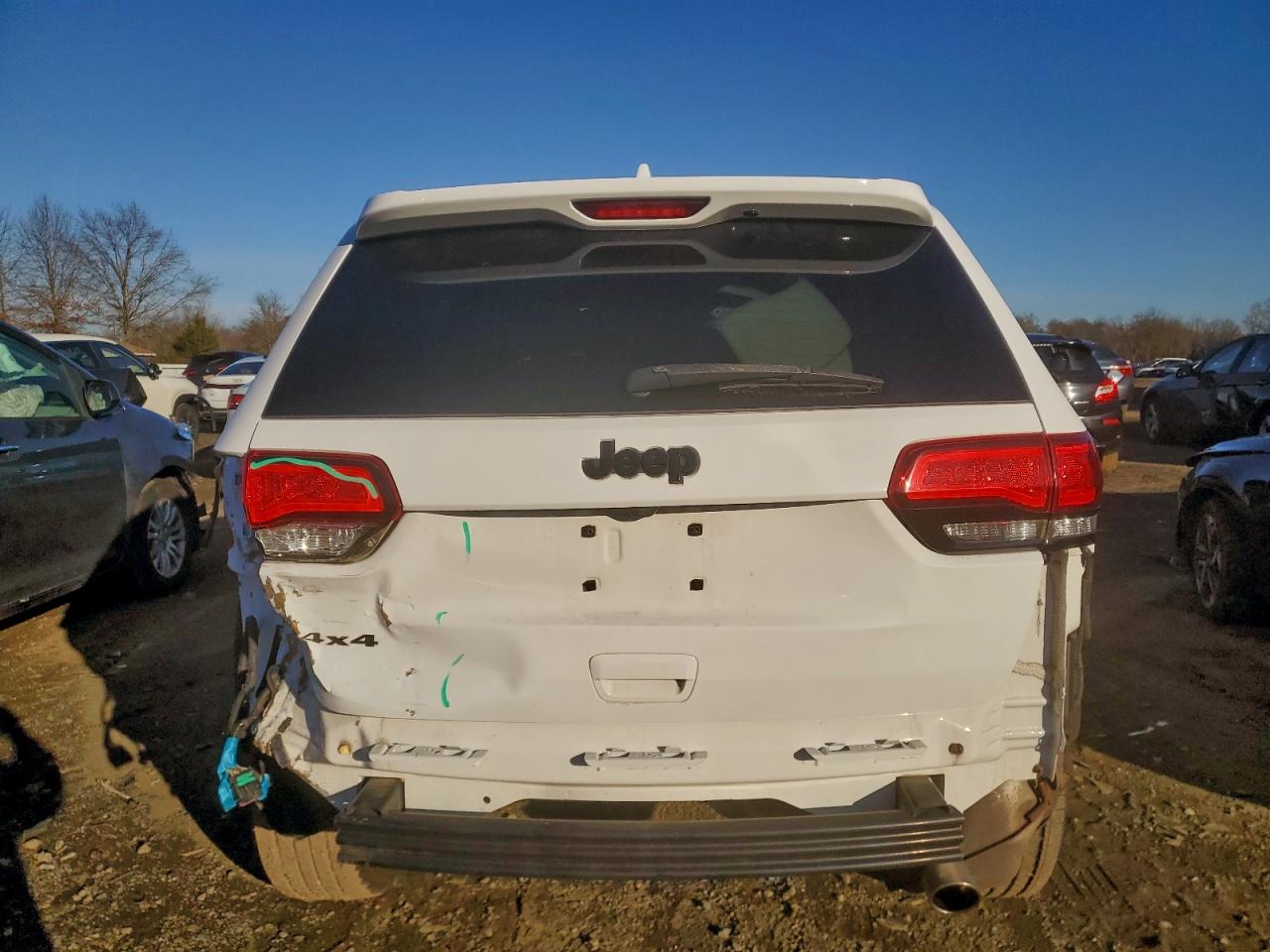 2018 JEEP GRAND CHEROKEE LAREDO photo 6