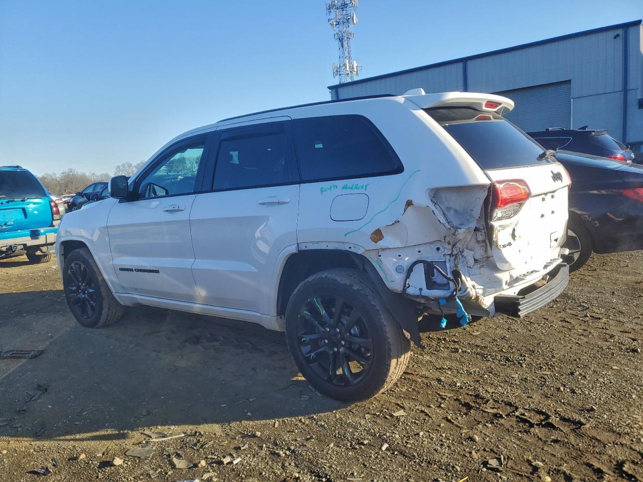 2018 JEEP GRAND CHEROKEE LAREDO photo 2