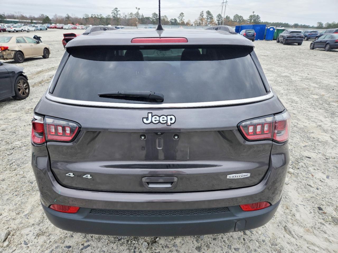 2019 JEEP COMPASS LATITUDE photo 11