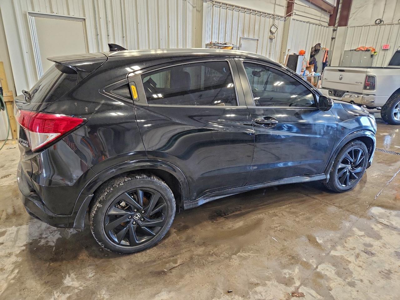 2021 HONDA HR-V SPORT photo 3