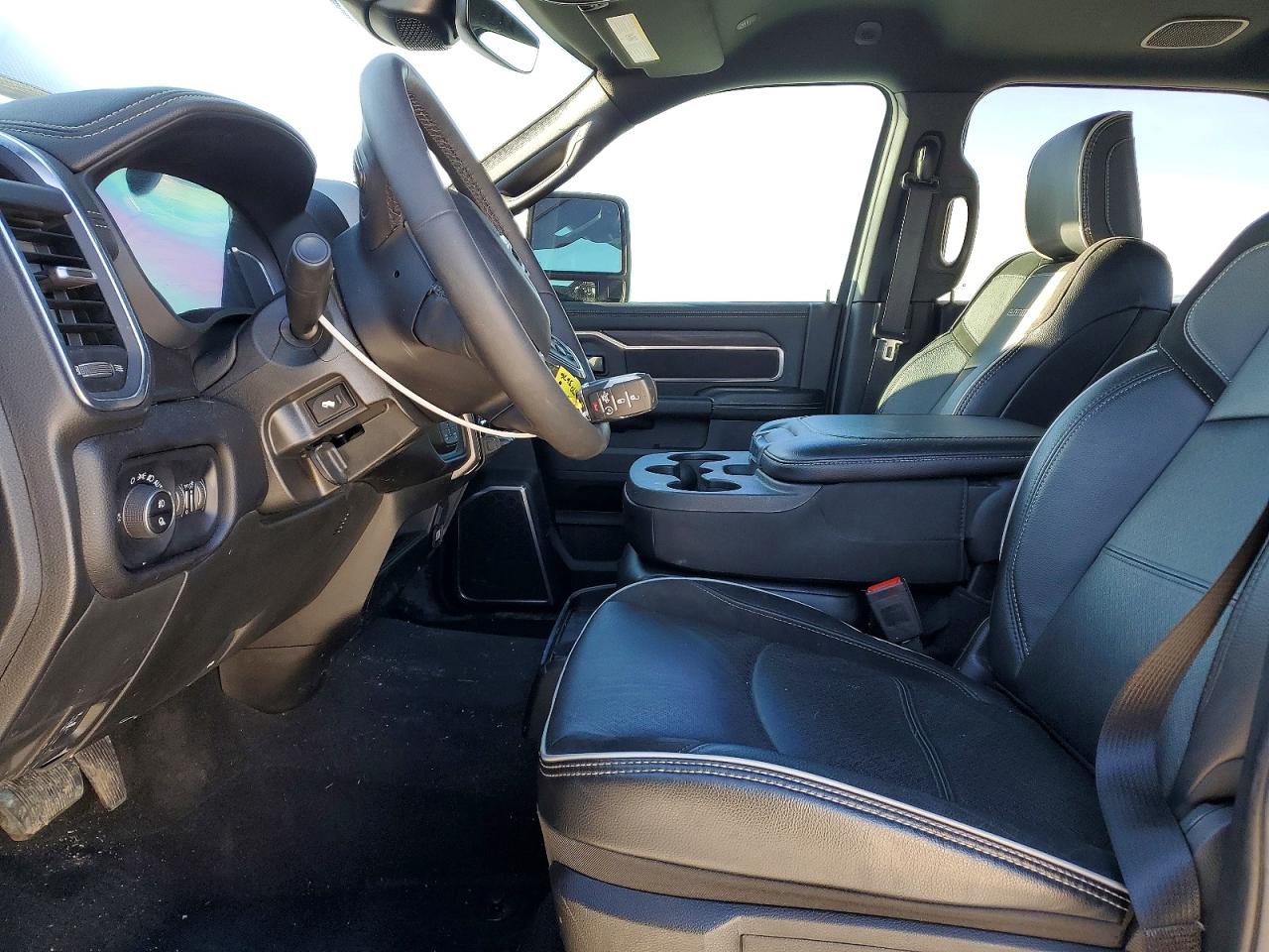 2025 RAM 2500 LARAMIE photo 13