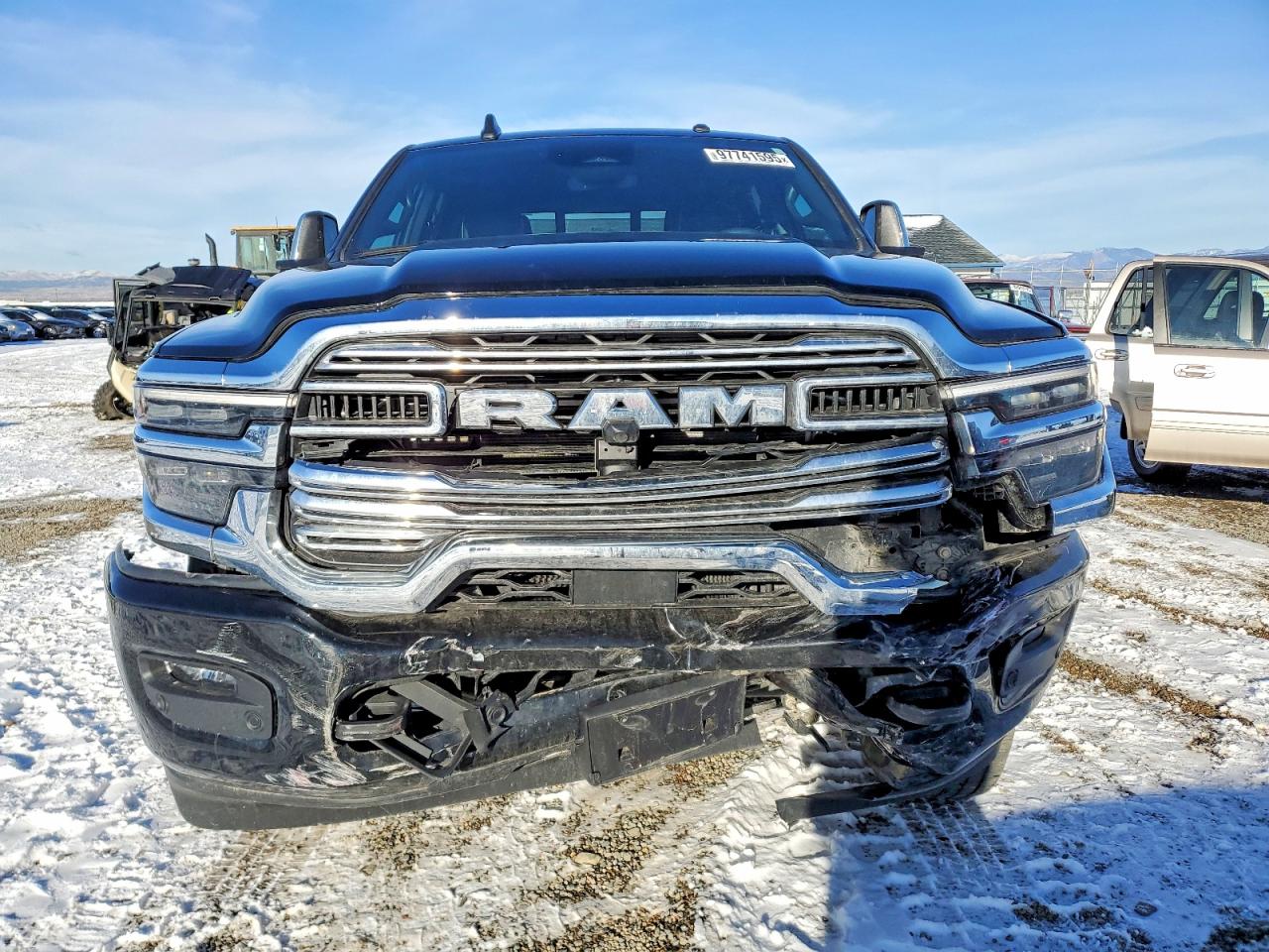 2025 RAM 2500 LARAMIE photo 9