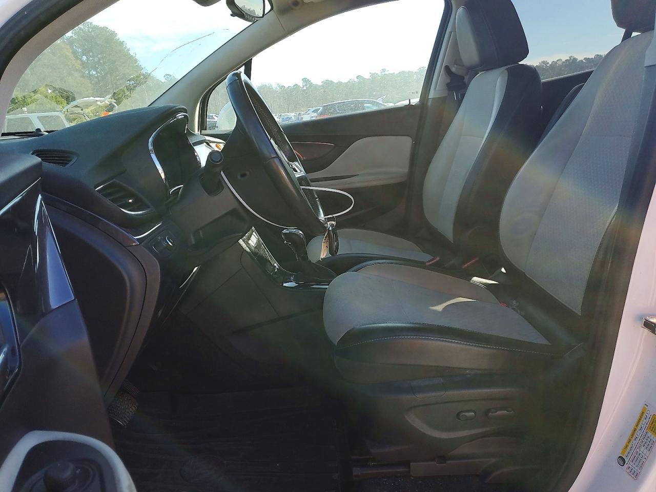 2019 BUICK ENCORE PREFERRED photo 13