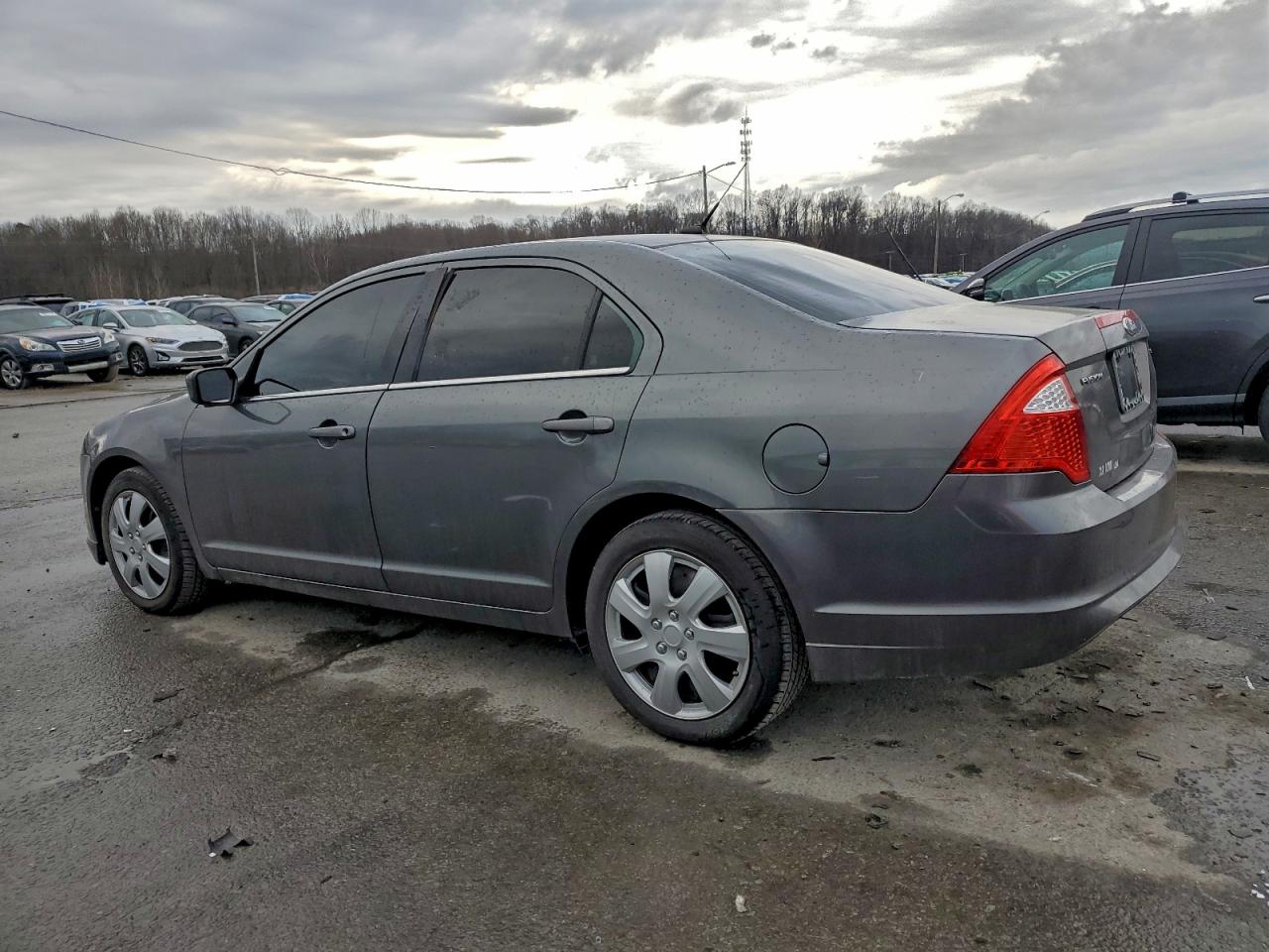 2010 FORD FUSION SE photo 2