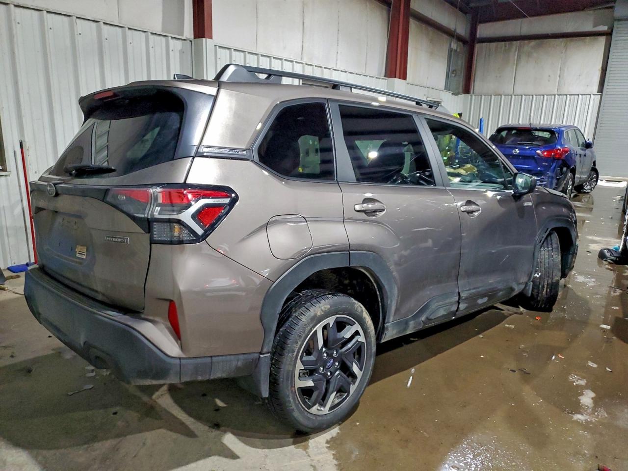 2025 SUBARU FORESTER PREMIUM photo 3