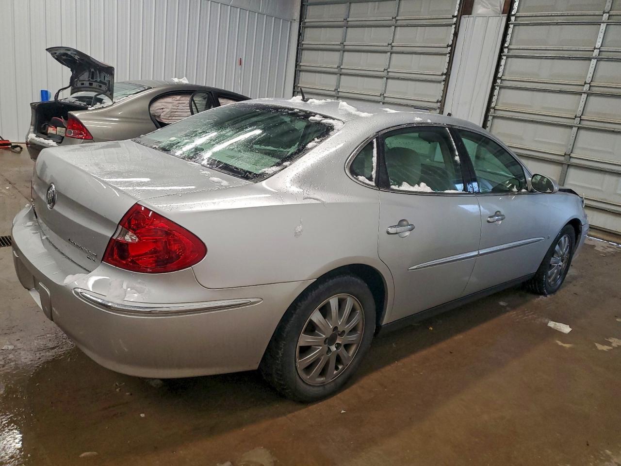 2009 BUICK LACROSSE CX photo 3