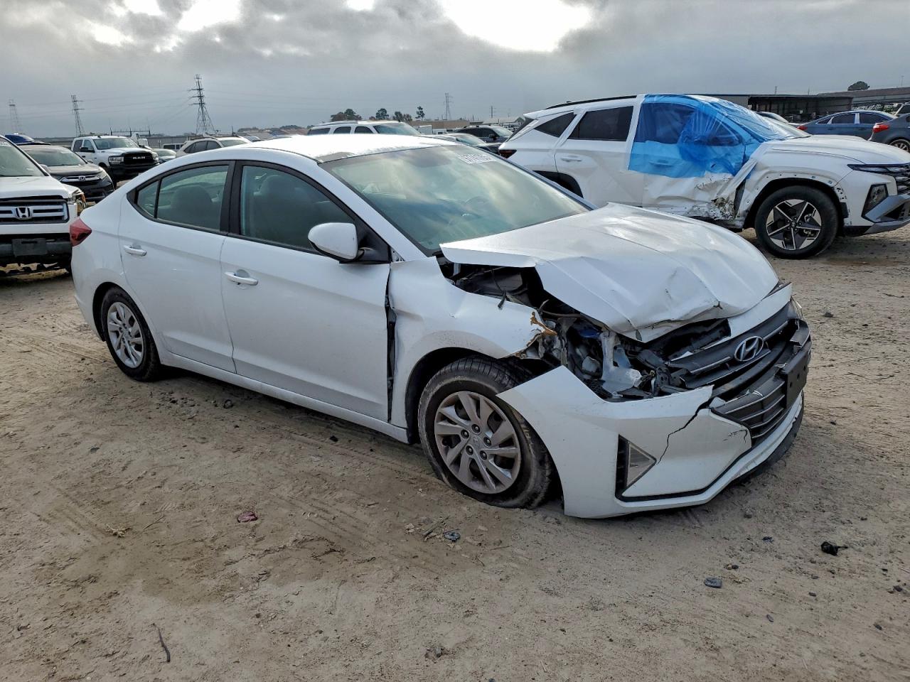 2019 HYUNDAI ELANTRA SE photo 7