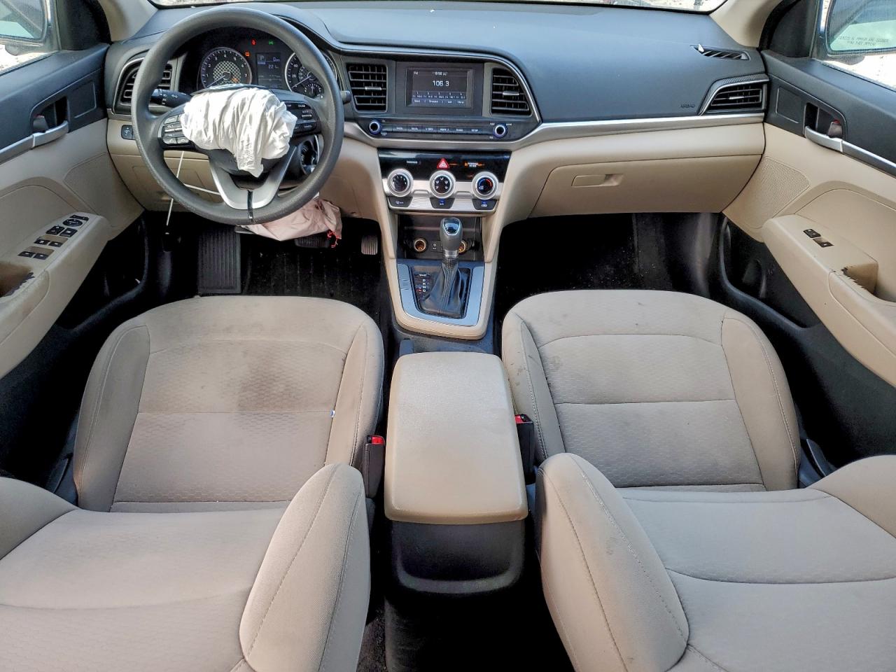 2019 HYUNDAI ELANTRA SE photo 15