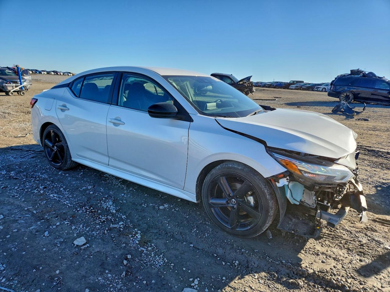 2022 NISSAN SENTRA SR photo 4