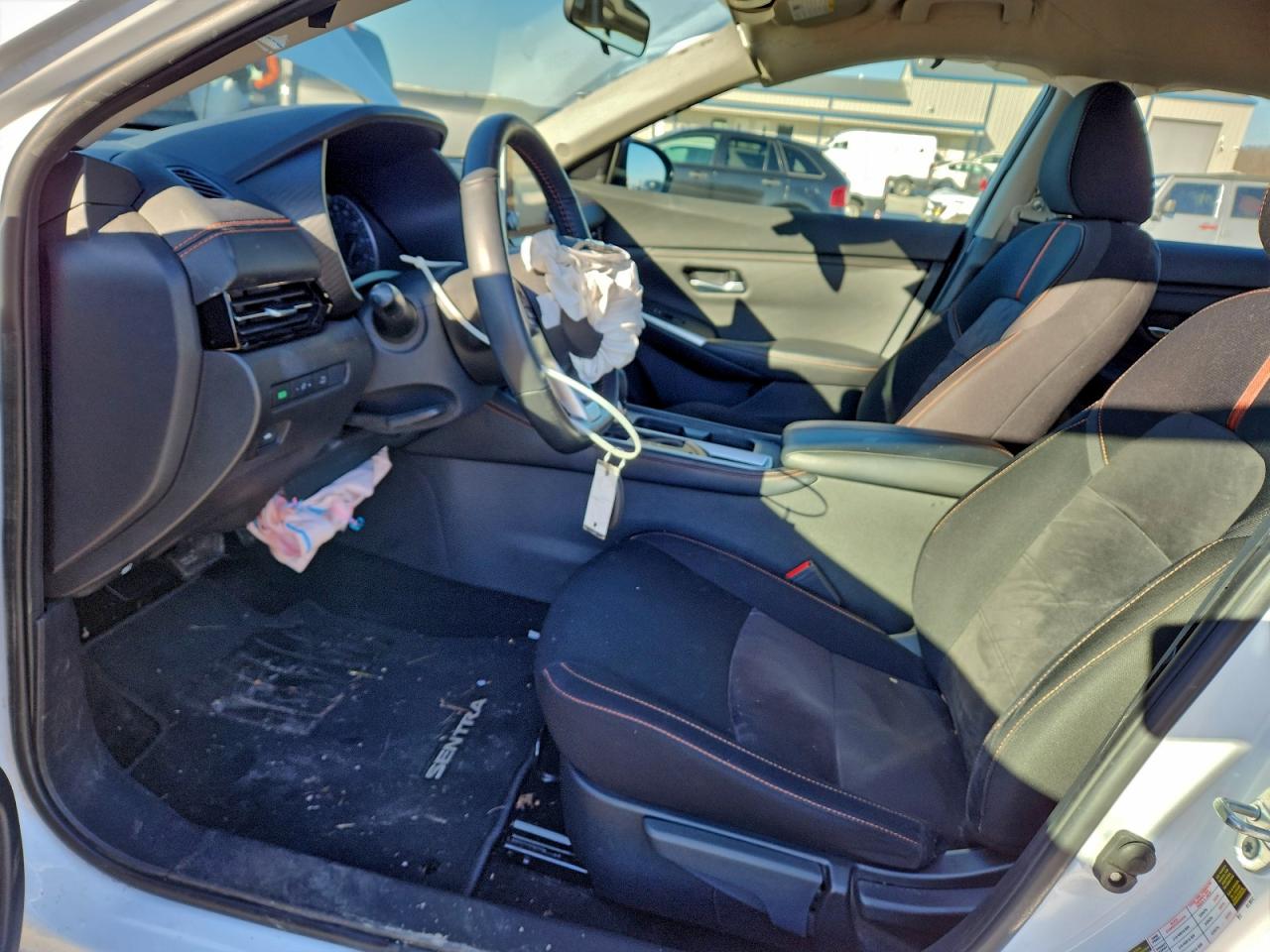 2022 NISSAN SENTRA SR photo 7