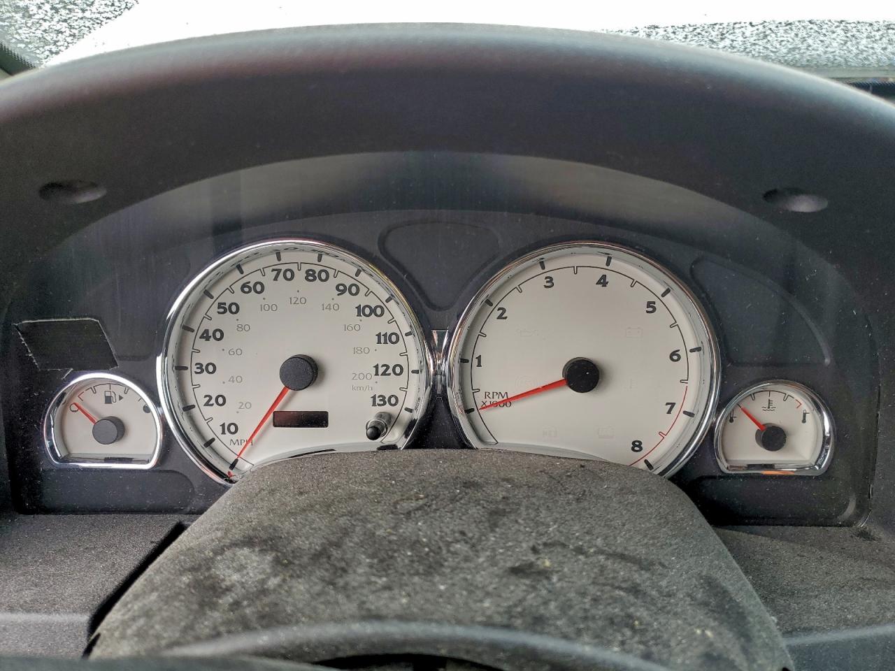 2004 SATURN VUE photo 9