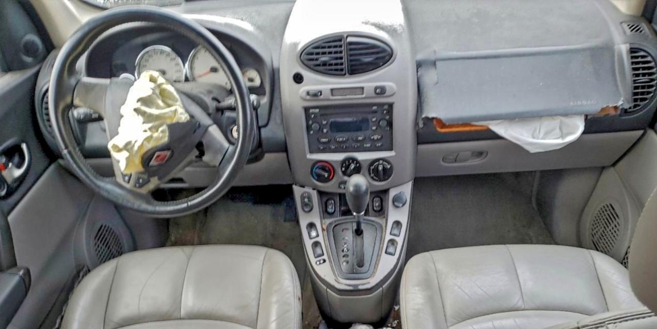 2004 SATURN VUE photo 8