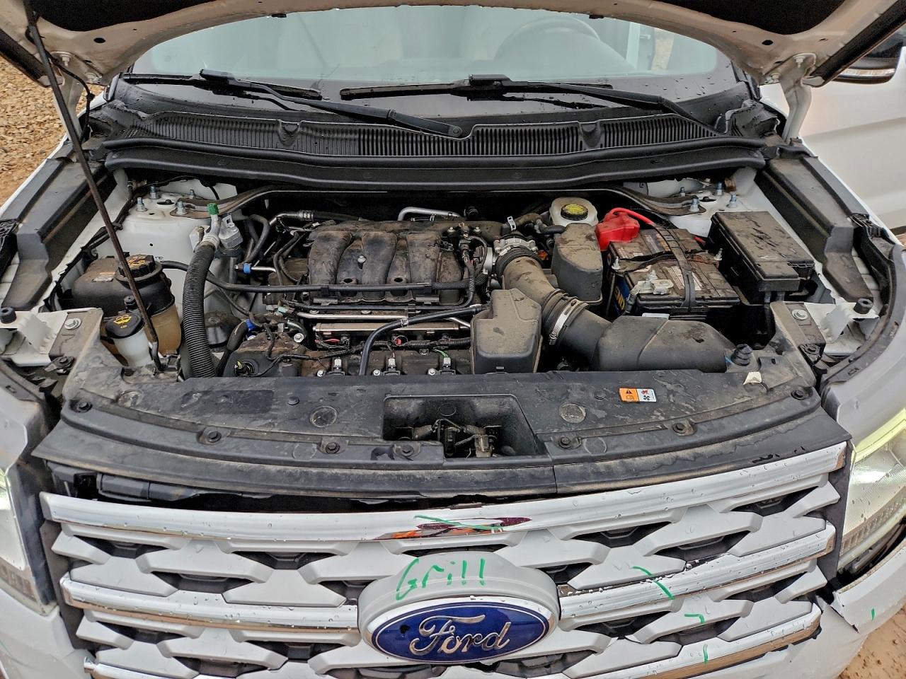 2018 FORD EXPLORER XLT photo 12
