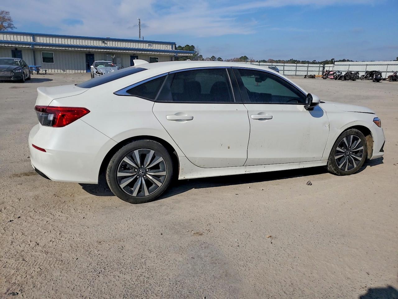 2024 HONDA CIVIC EX photo 3