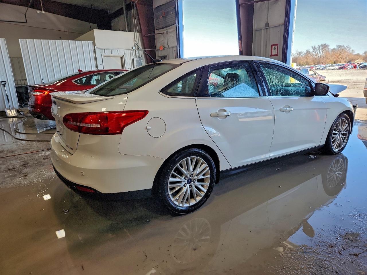 2017 FORD FOCUS TITANIUM photo 3