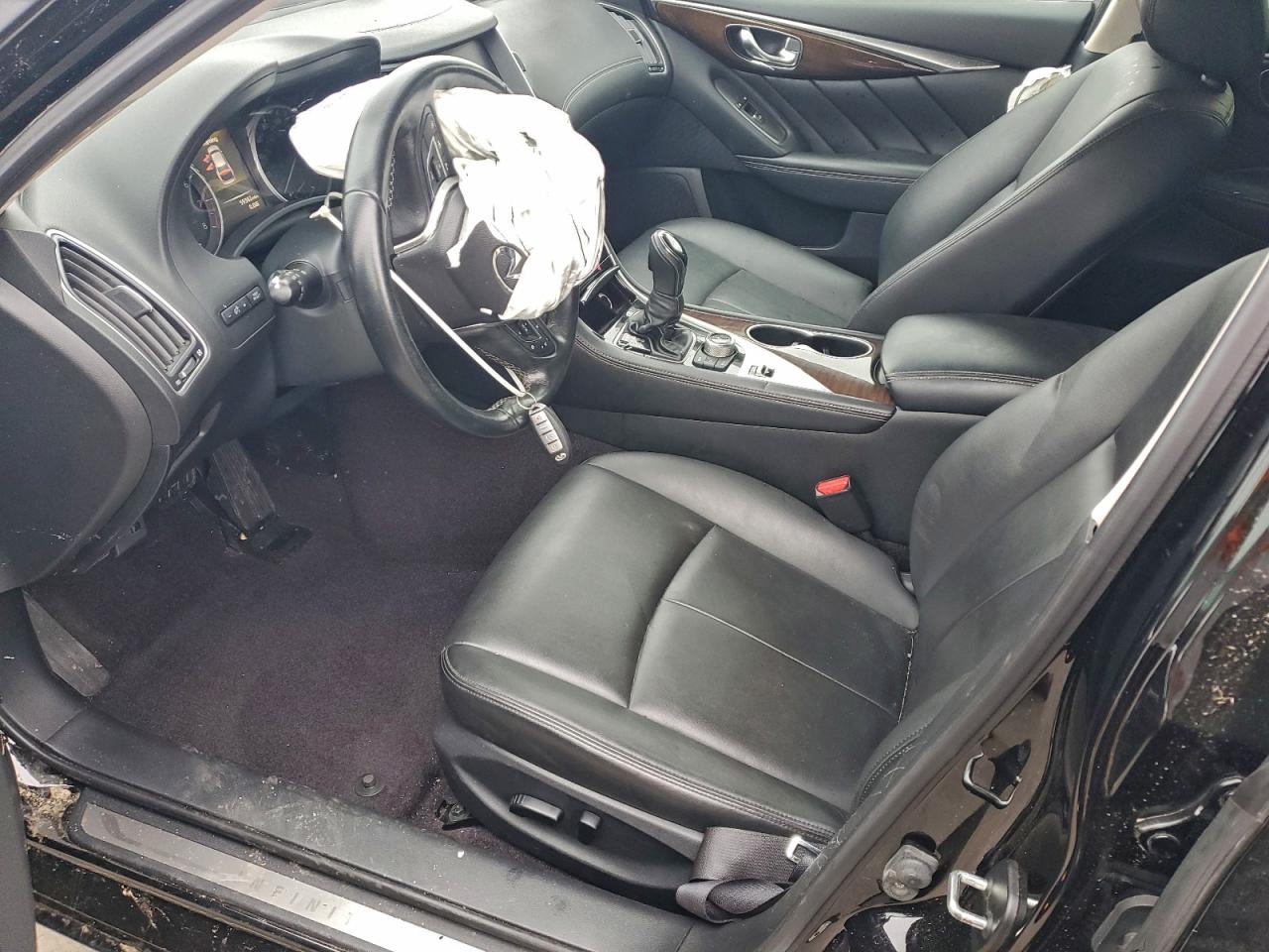 2018 INFINITI Q50 PURE photo 13