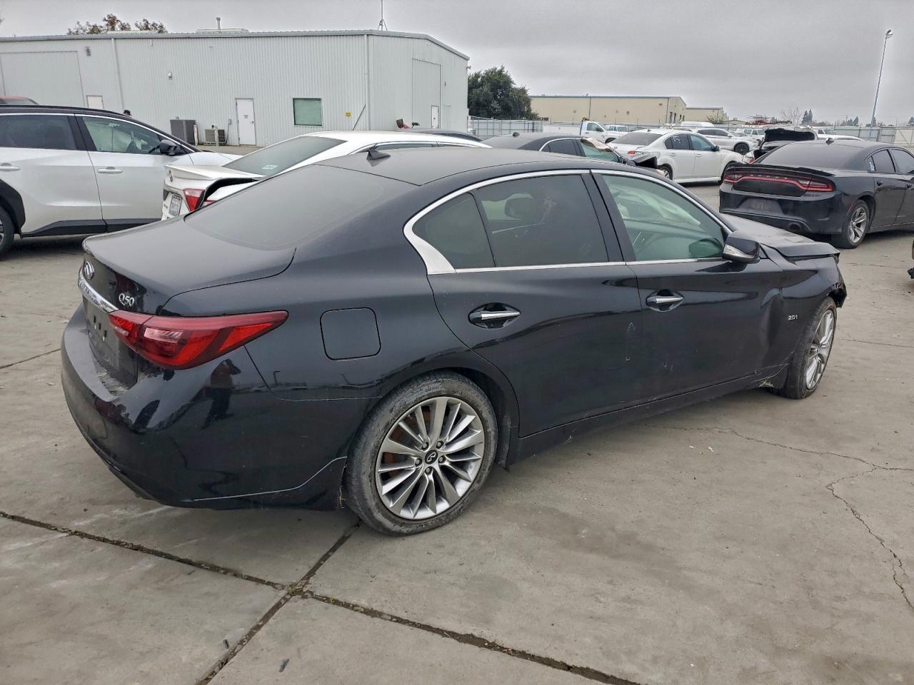2018 INFINITI Q50 PURE photo 5