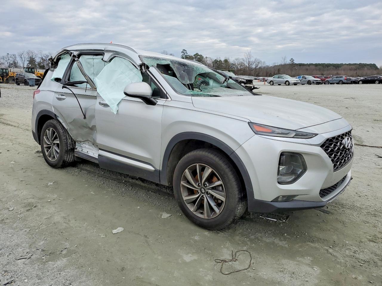 2019 HYUNDAI SANTA FE SEL photo 4