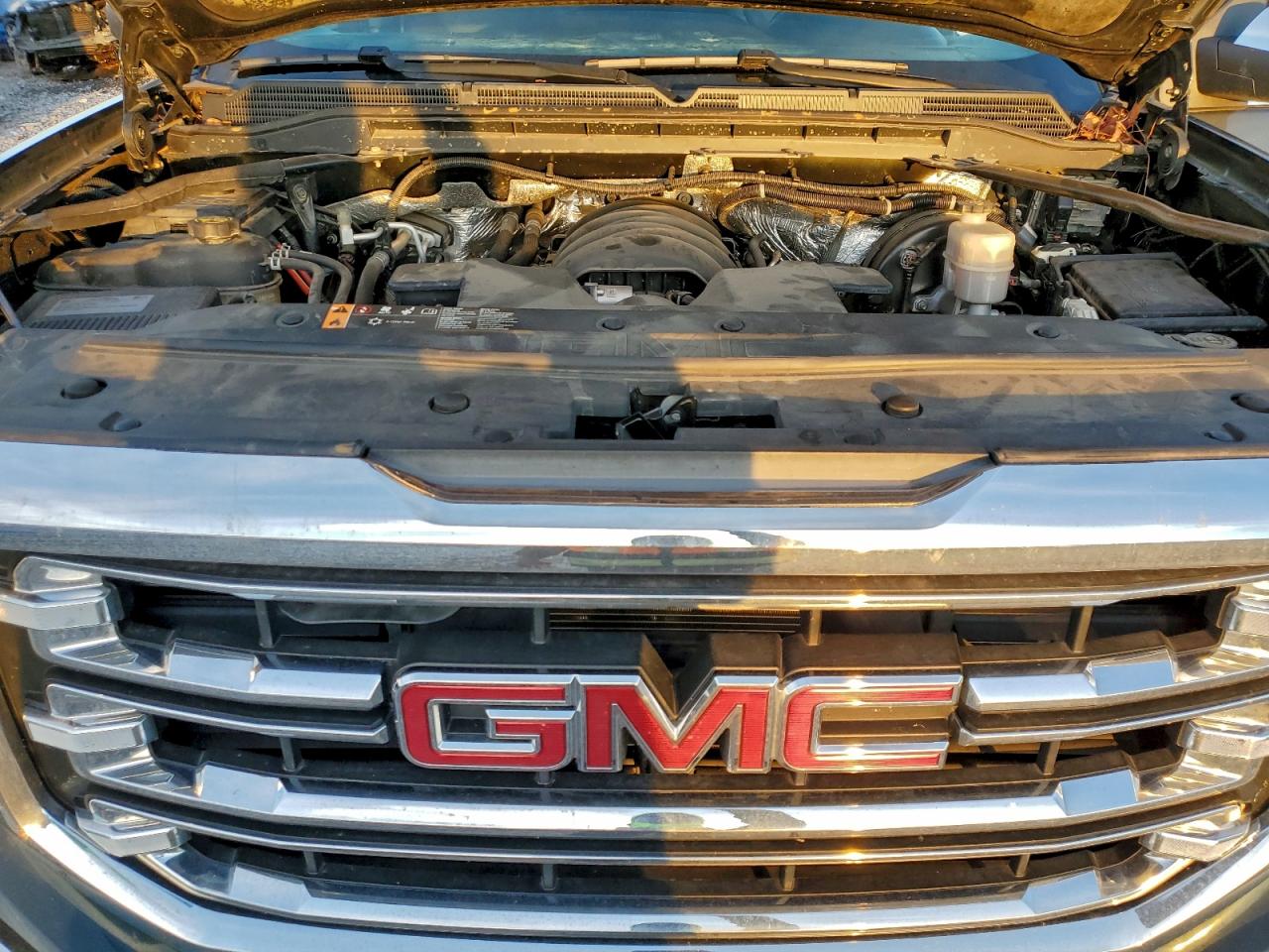 2017 GMC SIERRA K1500 SLT photo 11