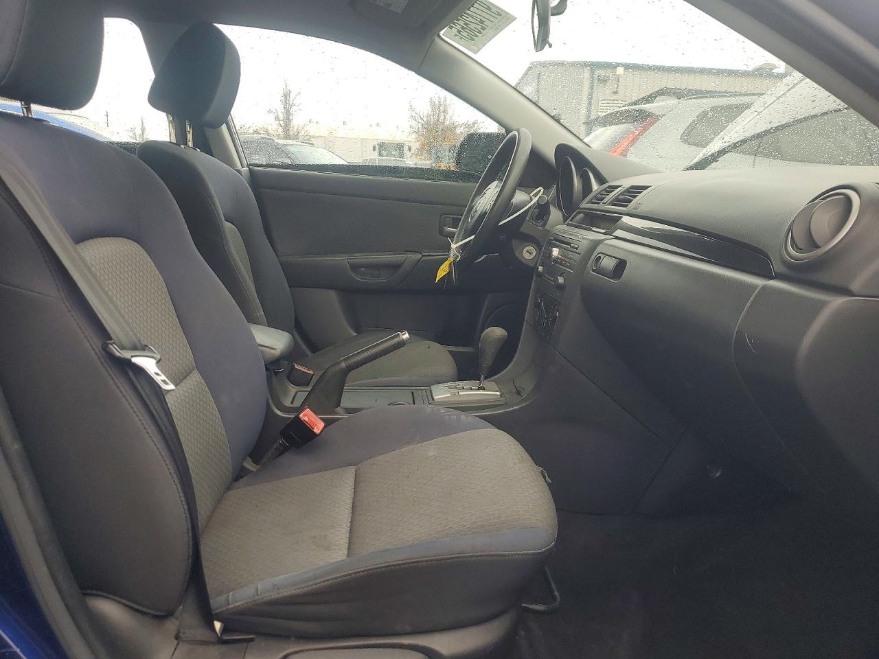 2004 MAZDA 3 I photo 7