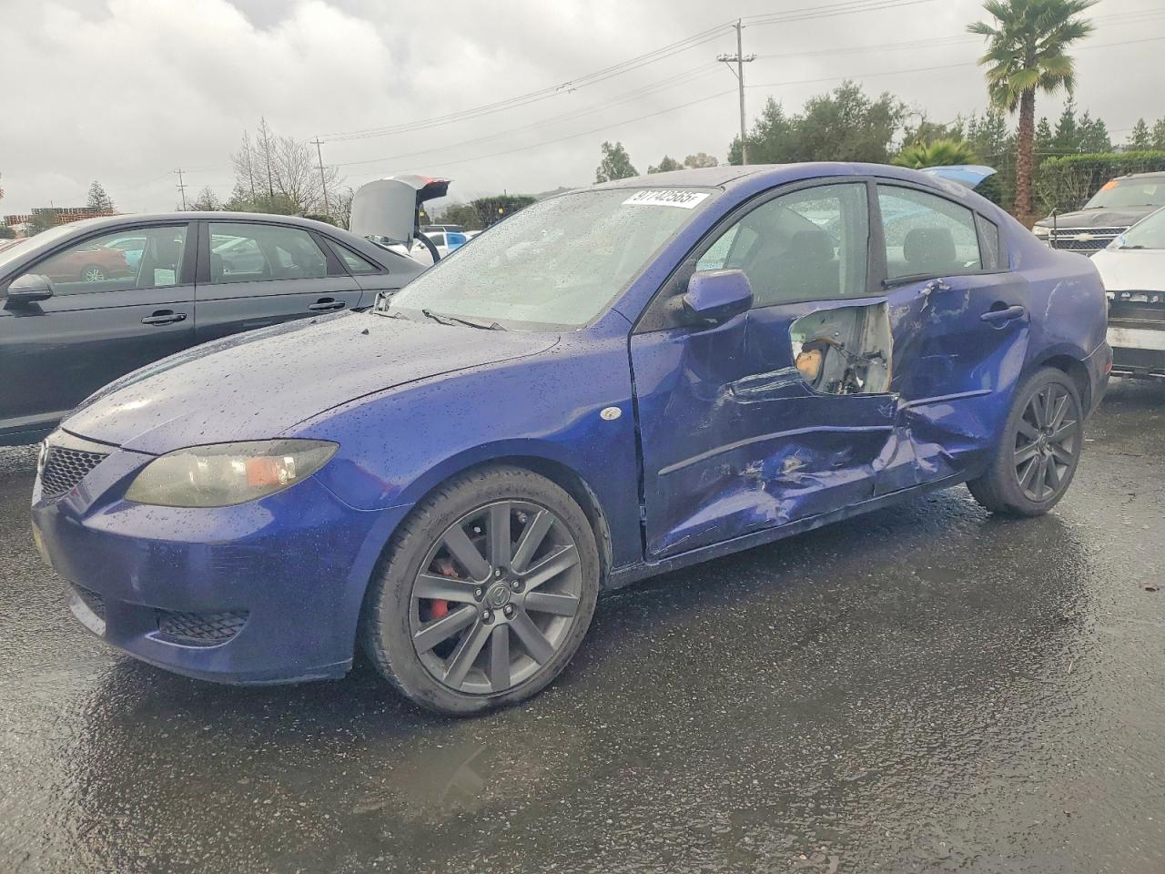 2004 MAZDA 3