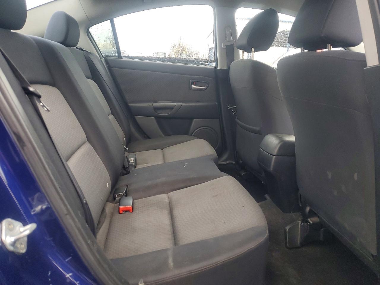 2004 MAZDA 3 I photo 10