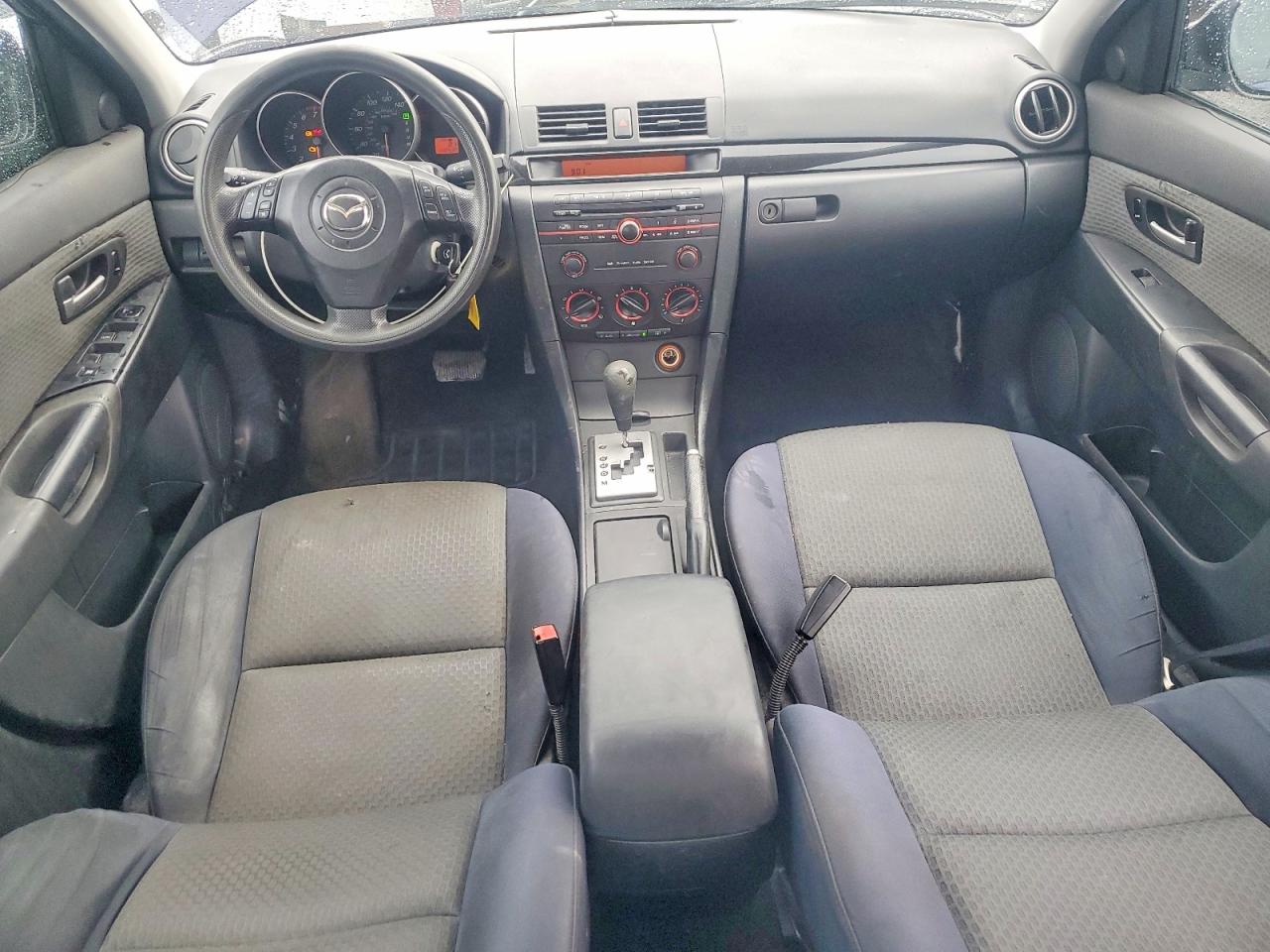 2004 MAZDA 3 I photo 8