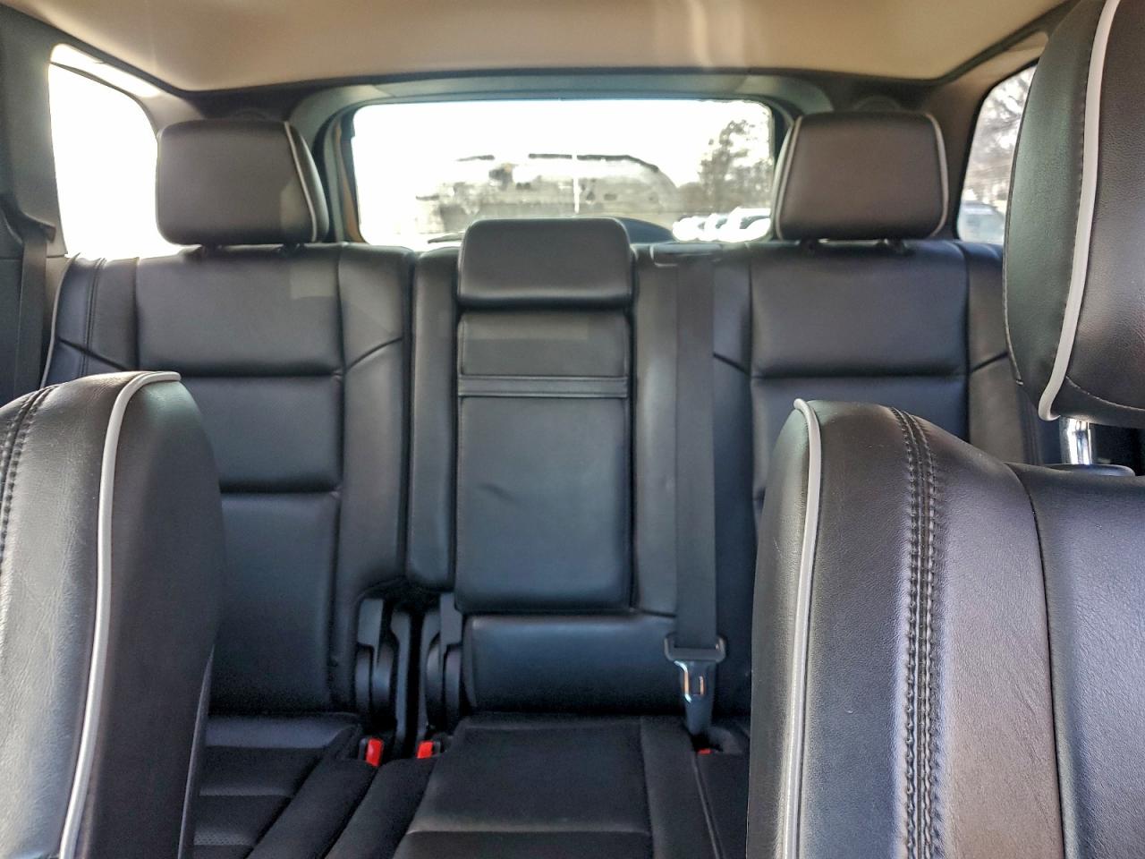 2011 JEEP GRAND CHEROKEE OVERLAND photo 10
