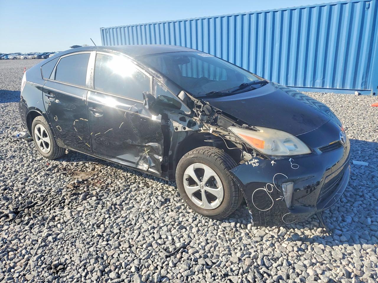 2013 TOYOTA PRIUS photo 4