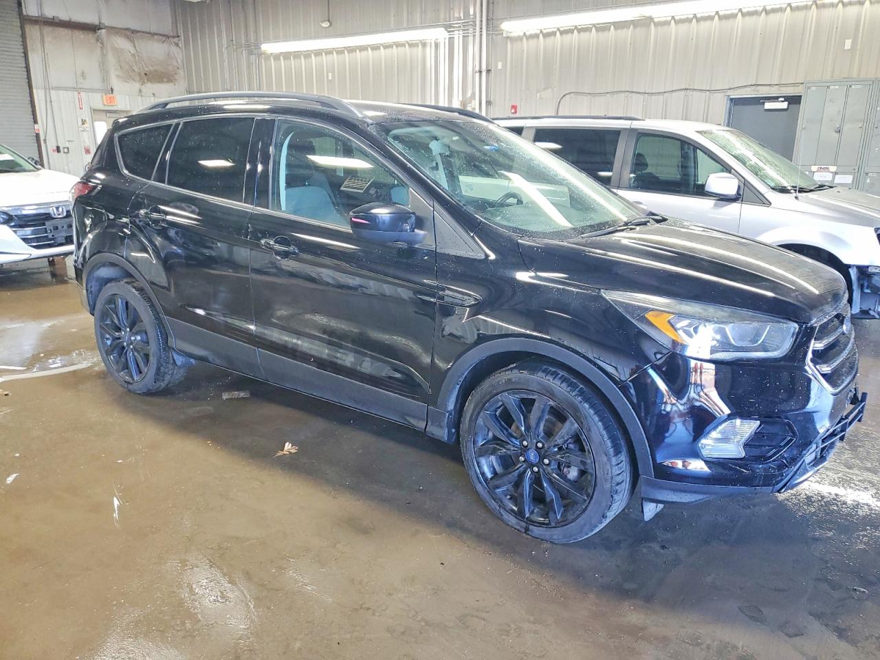2017 FORD ESCAPE SE photo 4